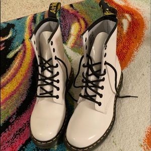 Dr. Marten’s 8-Eye Patent 1460